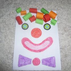 Clown aus Papier selbst basteln Schritt 11