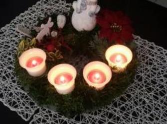 Adventskranz zur Adventszeit selbst basteln Schritt 12