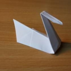 Origami Schwan aus Papier basteln Schritt 9